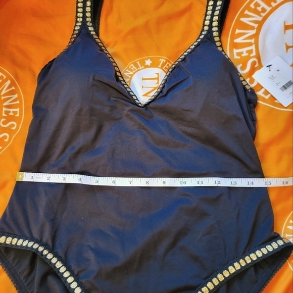 NWT Gibson latimer Europe black 1pc swim  large trim in gold - Picture 15 of 16